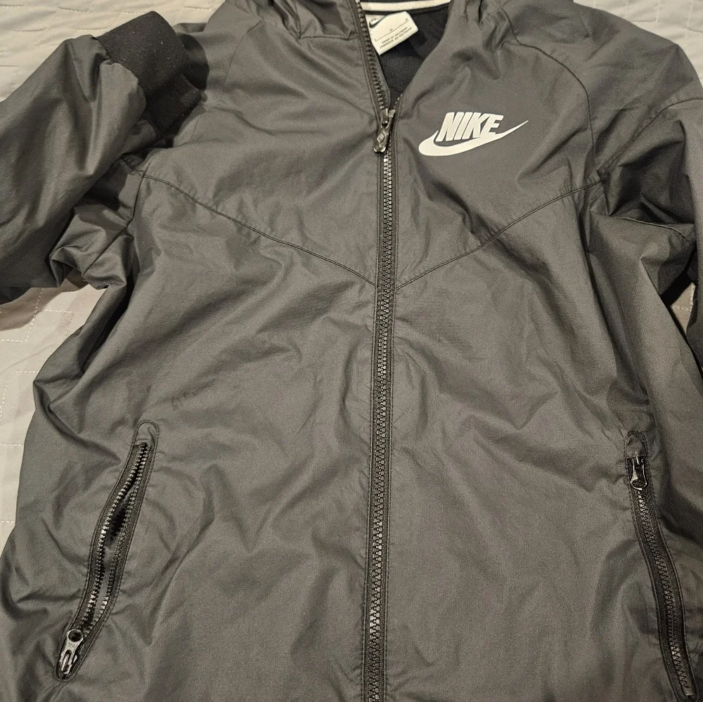 Nike Kids Black Jacket Large